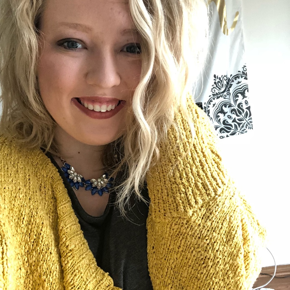 Meet your Posher, Emily